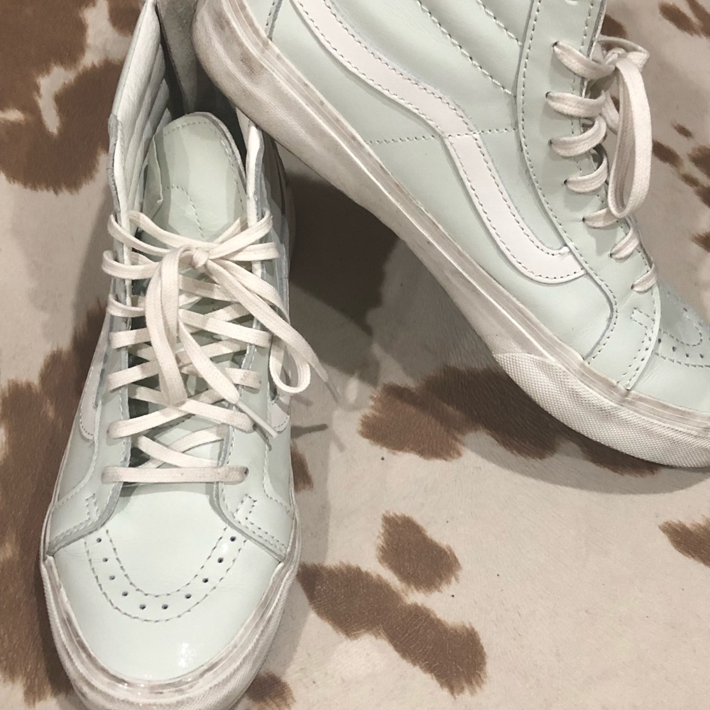 Vans Leather Sk8-Hi Slim Zip Sneaker